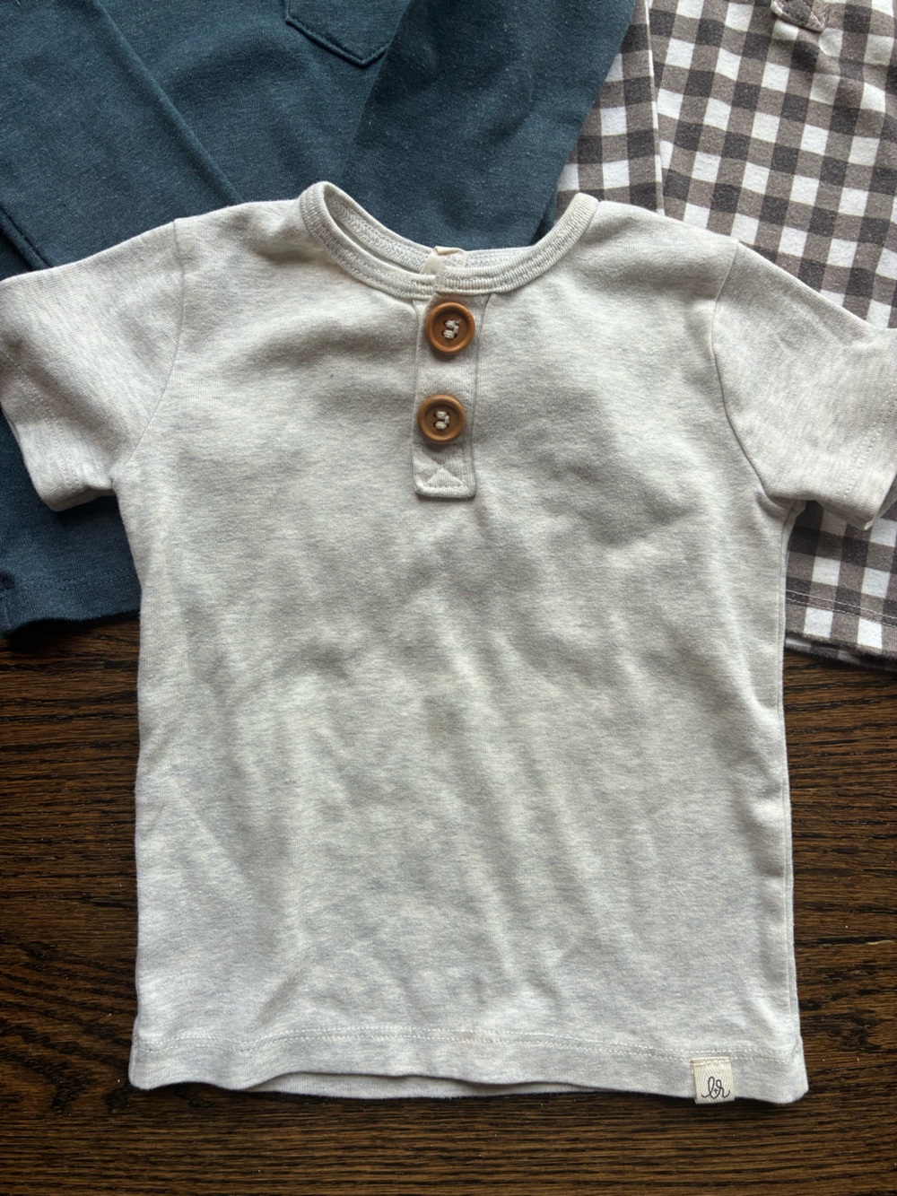 Lulu + Roo Shirts - Picture 2 of 11